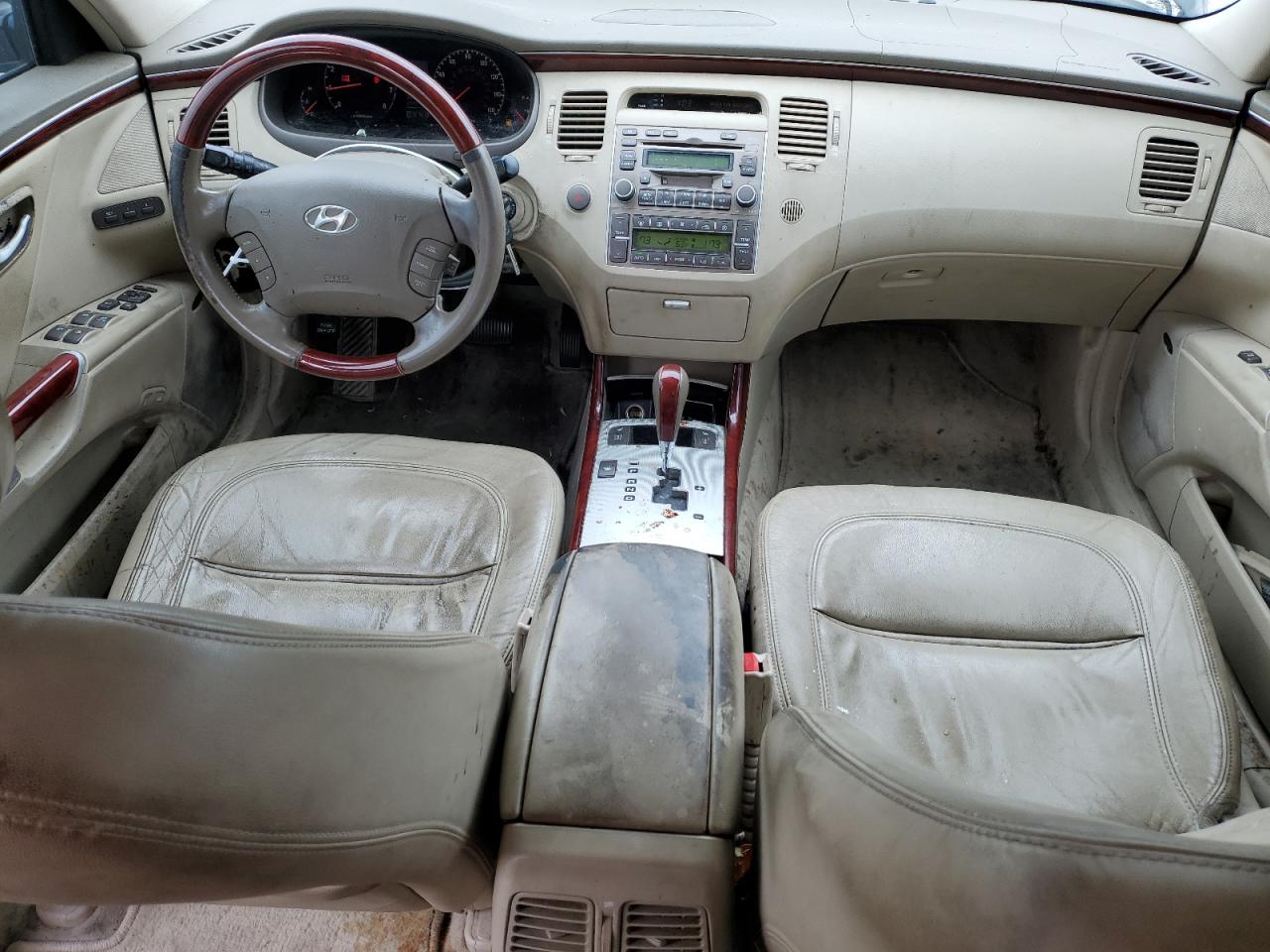 KMHFC46FX7A187591 2007 Hyundai Azera Se