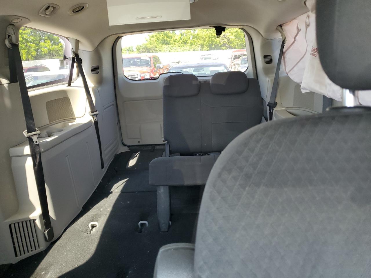 2D4RN5D14AR433470 2010 Dodge Grand Caravan Sxt