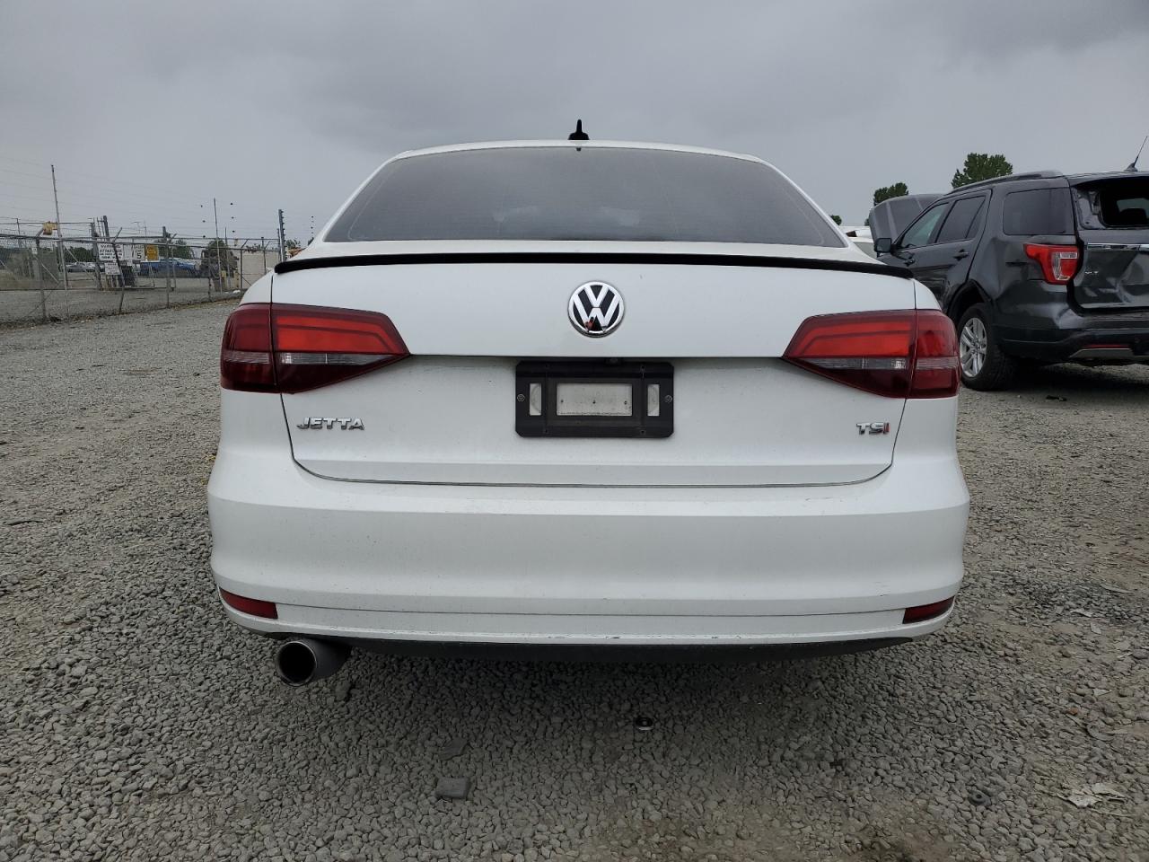 3VWD67AJ9GM397812 2016 Volkswagen Jetta Se