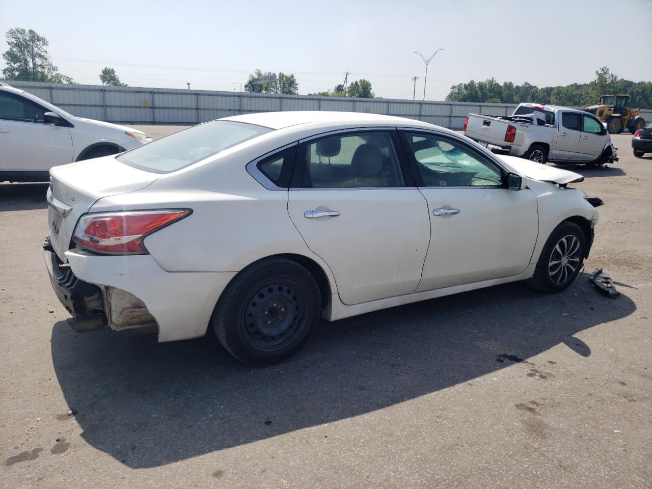 1N4AL3AP1FN333544 2015 Nissan Altima 2.5