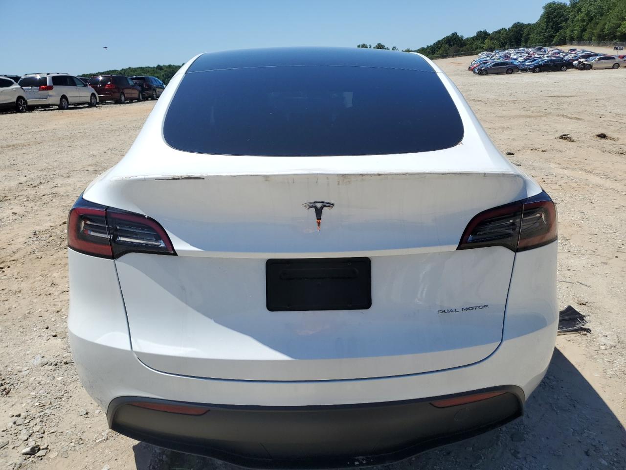 7SAYGAEE1PF597196 2023 Tesla Model Y