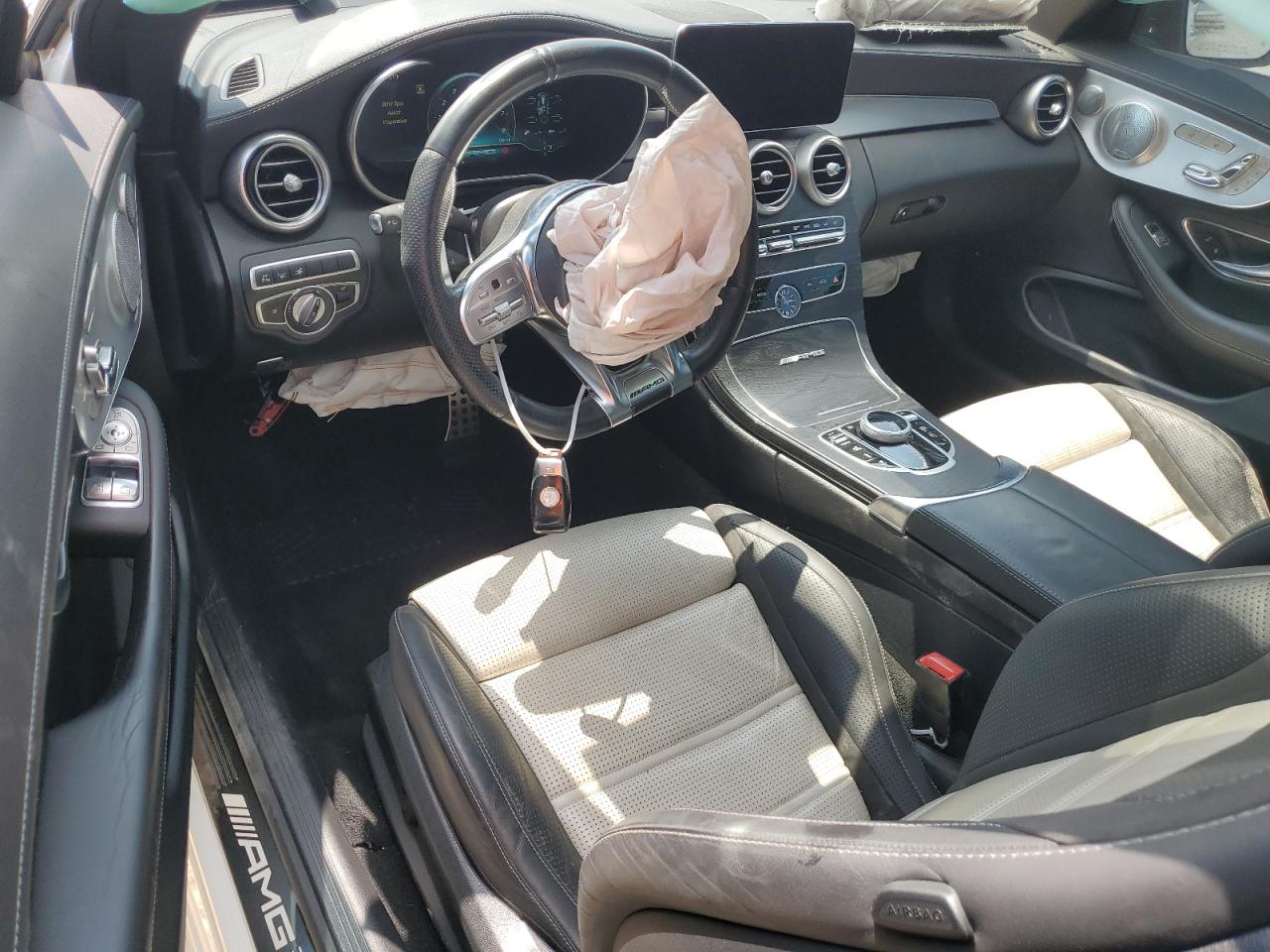 WDDWJ8GB5KF855845 2019 Mercedes-Benz C 63 Amg