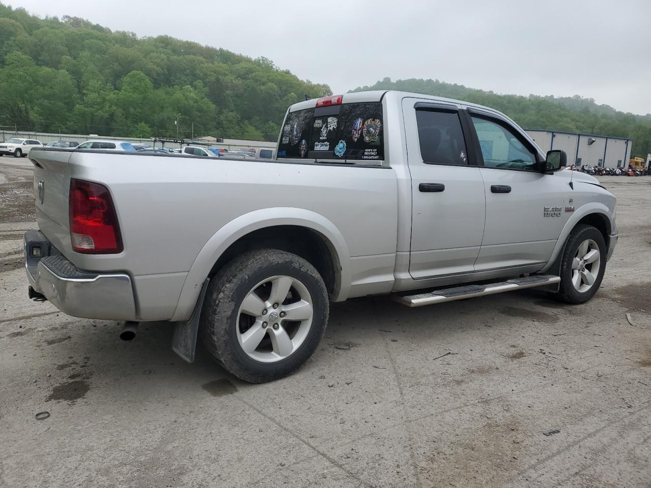 1C6RR7GT8ES145621 2014 Ram 1500 Slt