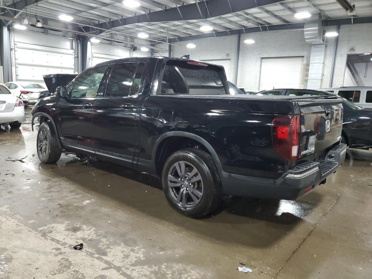 2019 Honda Ridgeline Sport vin: 5FPYK3F1XKB040483