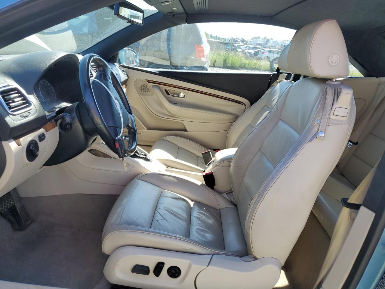 WVWFA71FX8V001240 2008 Volkswagen Eos Lux