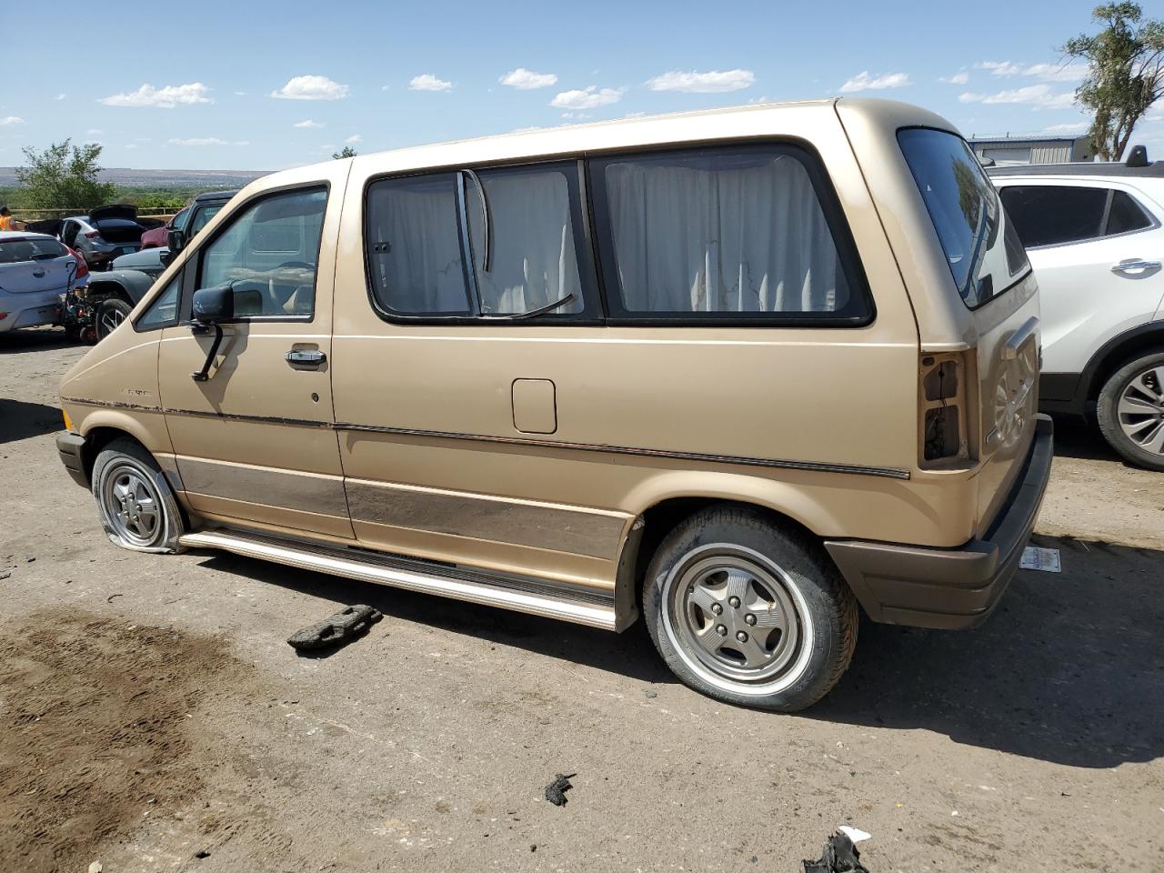 1FMCA11U2HZB27854 1987 Ford Aerostar