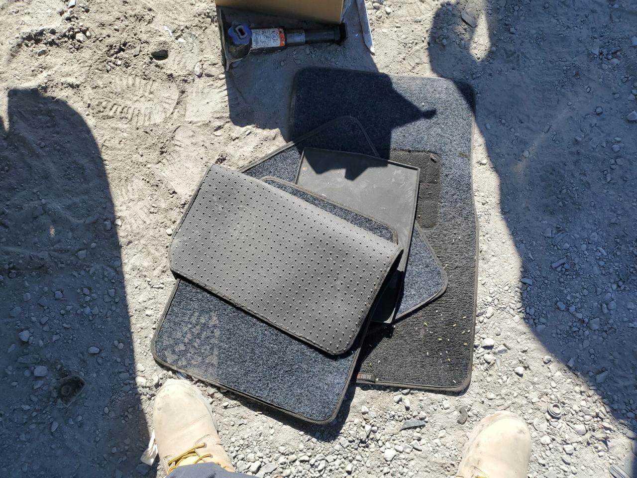 1FMRU15W41LB58822 2001 Ford Expedition Xlt