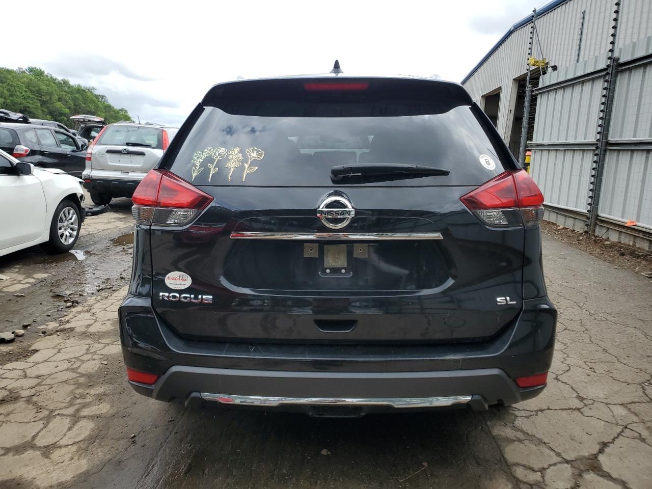 JN8AT2MT2JW461084 2018 Nissan Rogue S