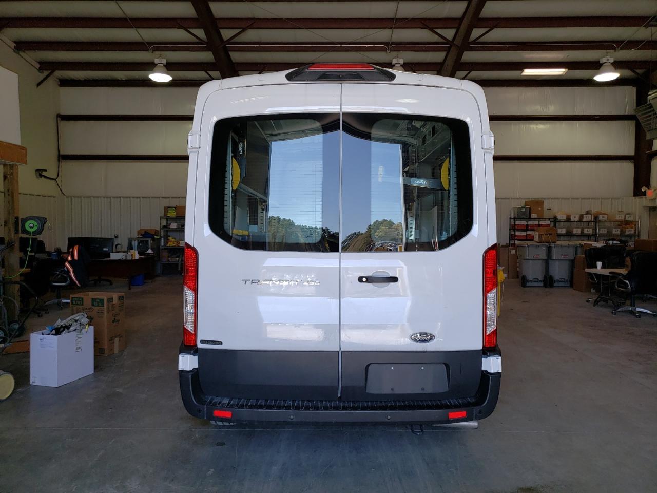 VIN: 1FTBR1C85PKA33192 2023 FORD TRANSIT