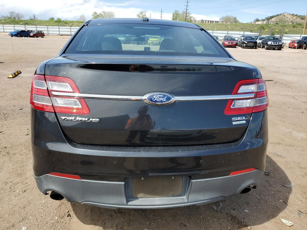 1FAHP2E97FG175448 2015 Ford Taurus Sel