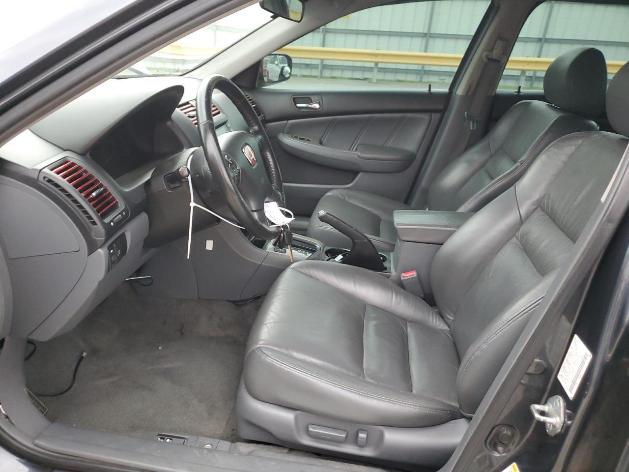 1HGCM66585A070372 2005 Honda Accord Ex