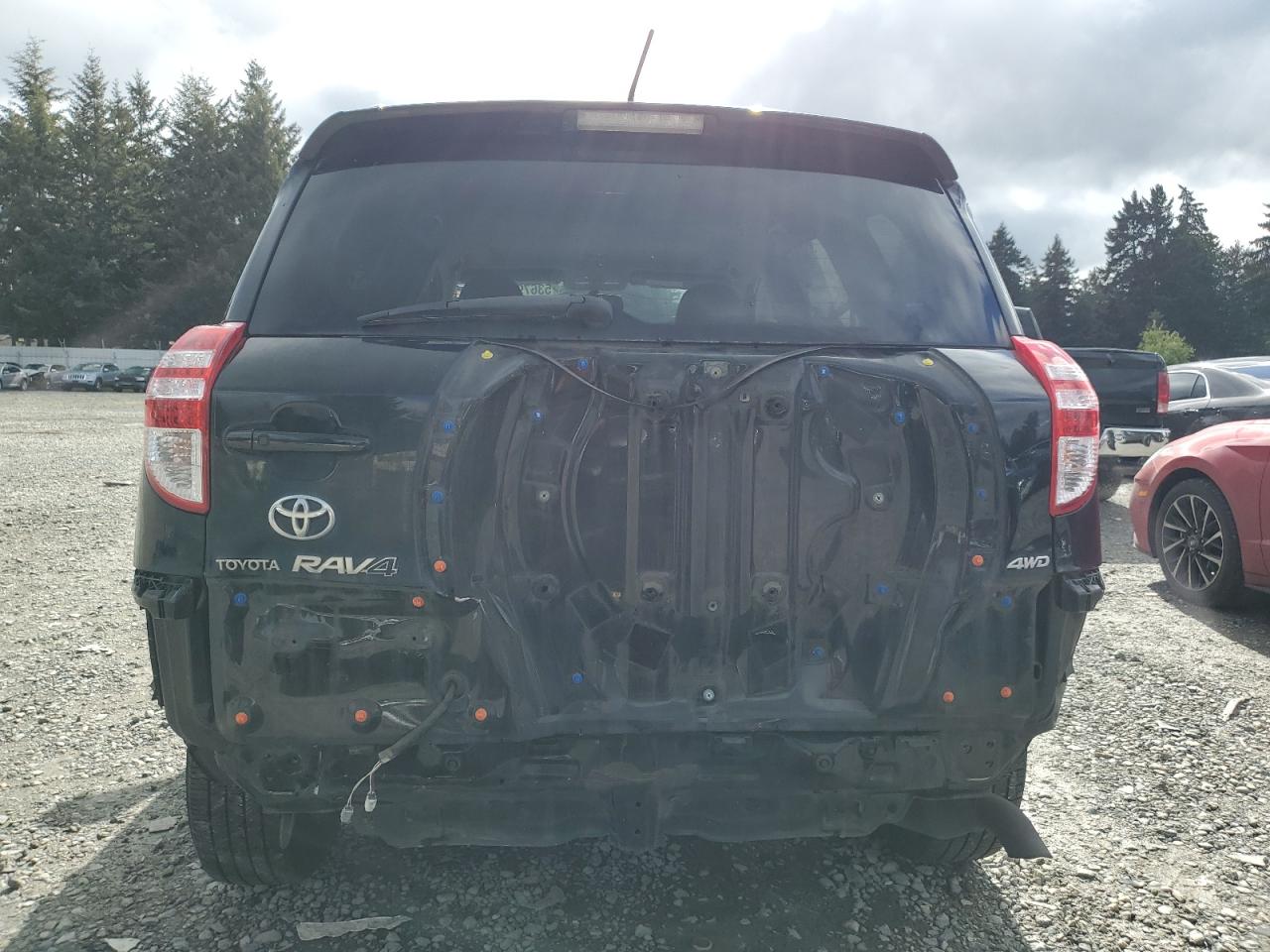 JTMDK4DV6AD015704 2010 Toyota Rav4 Limited