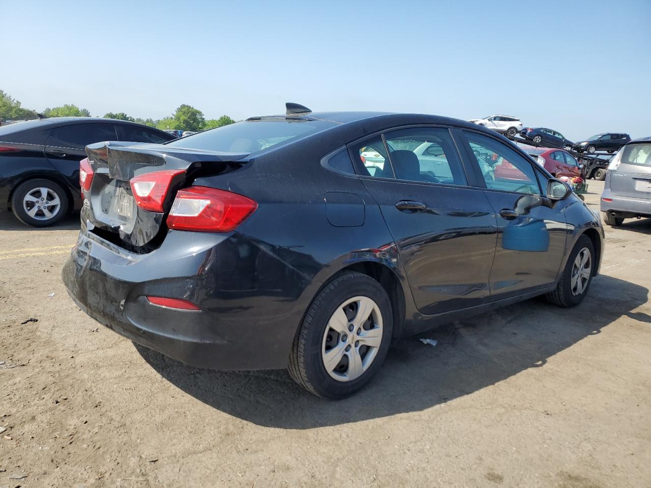 1G1BC5SM3J7183358 2018 Chevrolet Cruze Ls