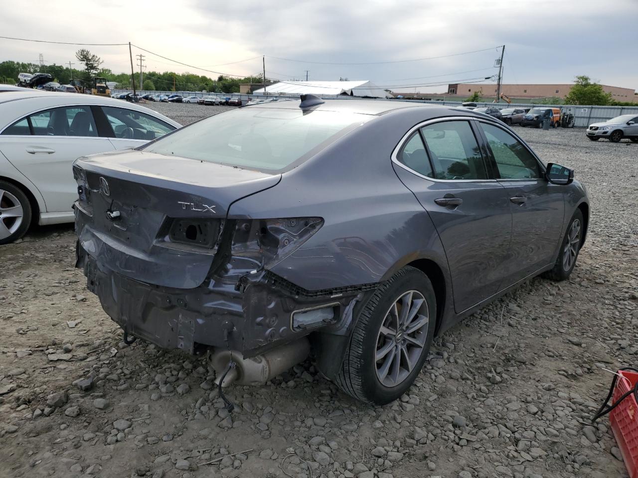 19UUB1F52JA007730 2018 Acura Tlx Tech