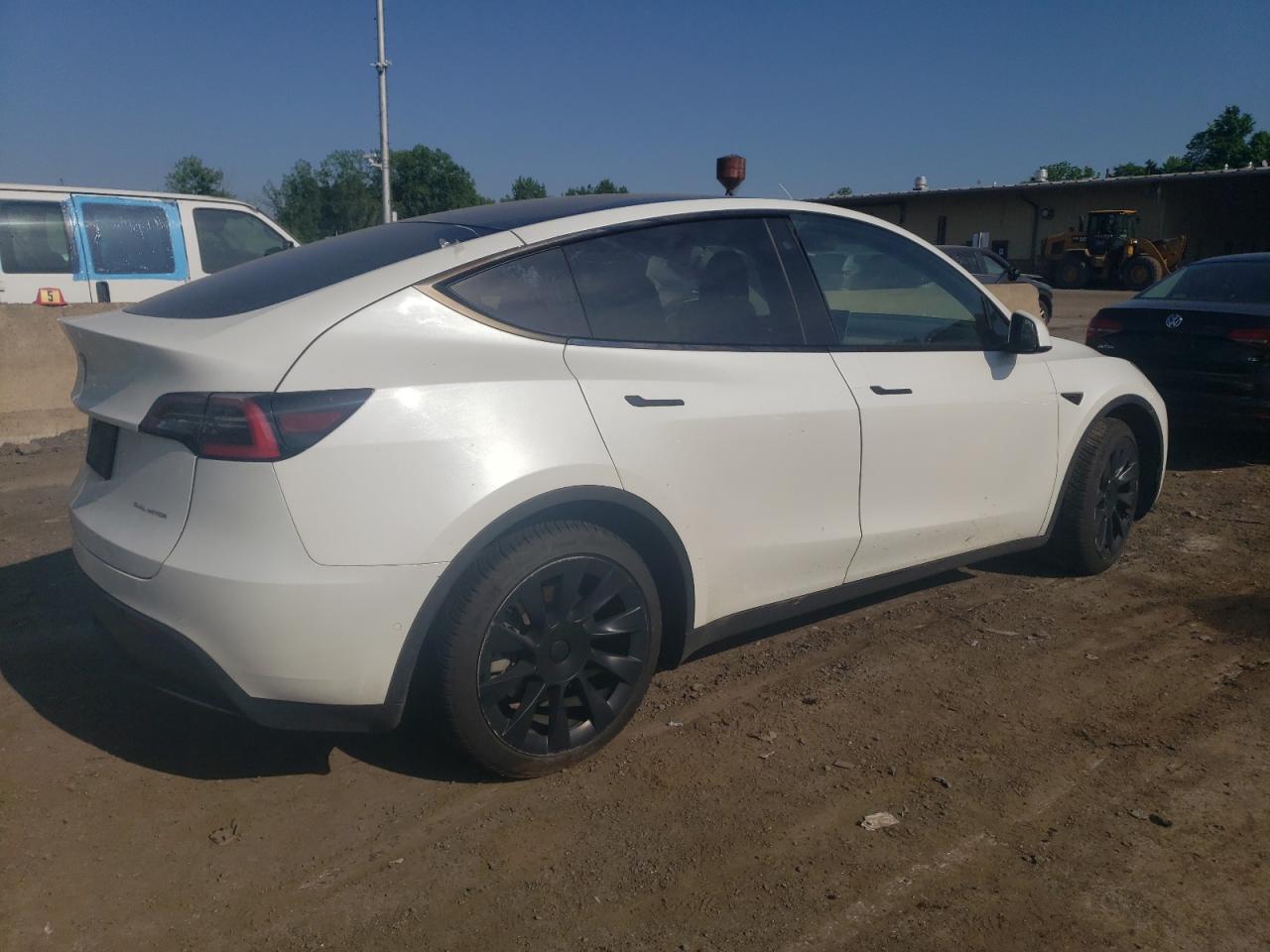 5YJYGDEE8LF037376 2020 Tesla Model Y