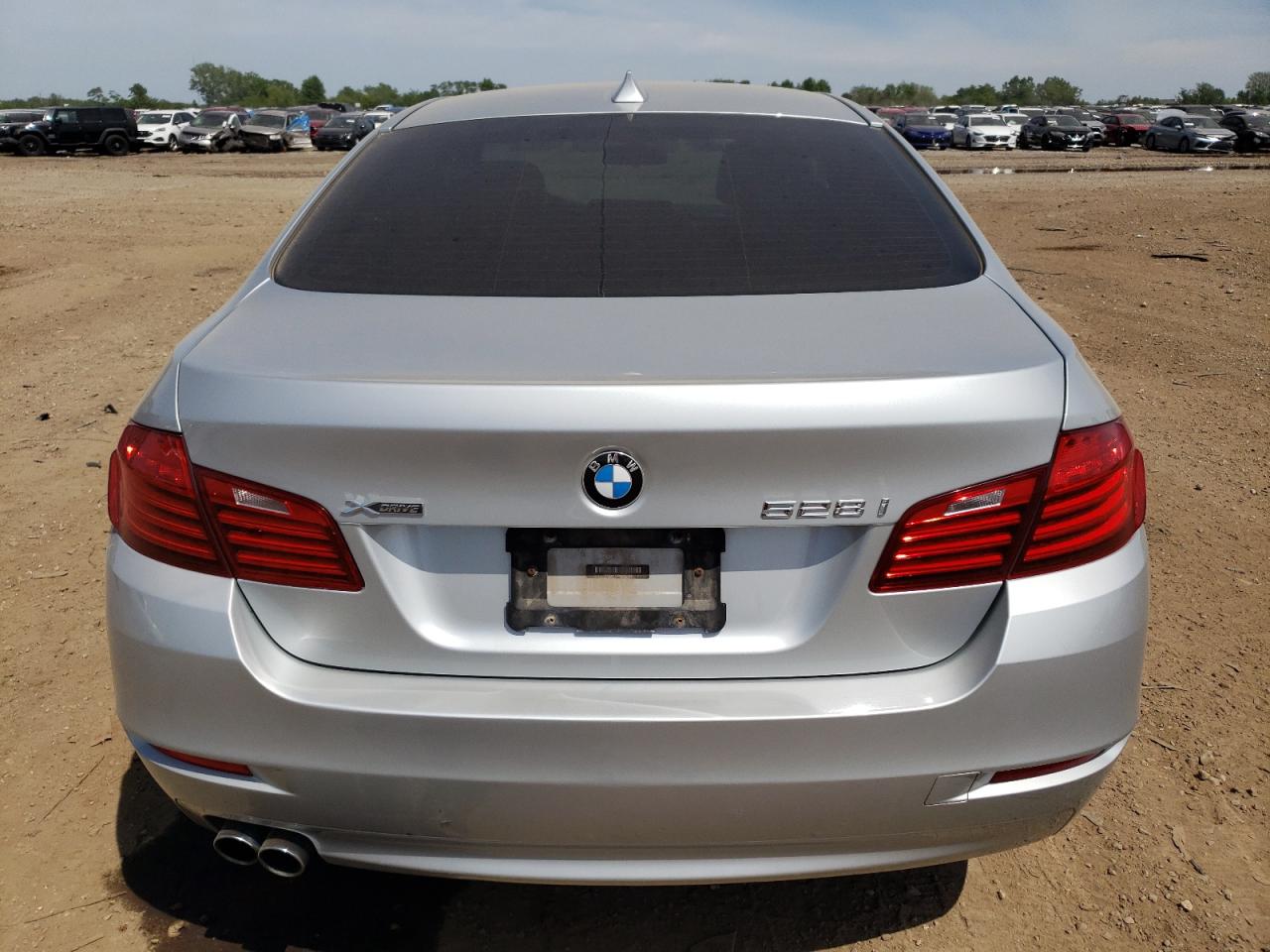 WBA5A7C5XFD625183 2015 BMW 528 Xi