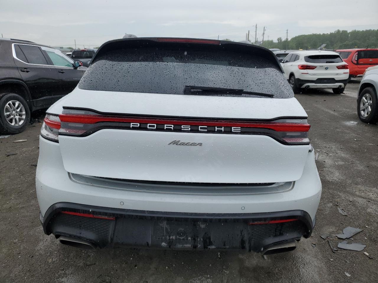 WP1AA2A57NLB08448 2022 Porsche Macan