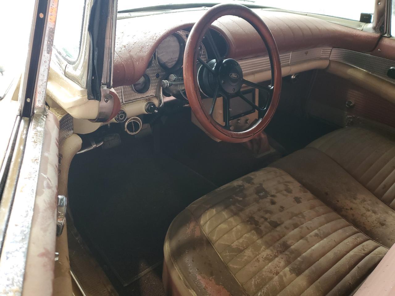 P5FH102479 1955 Ford Uk