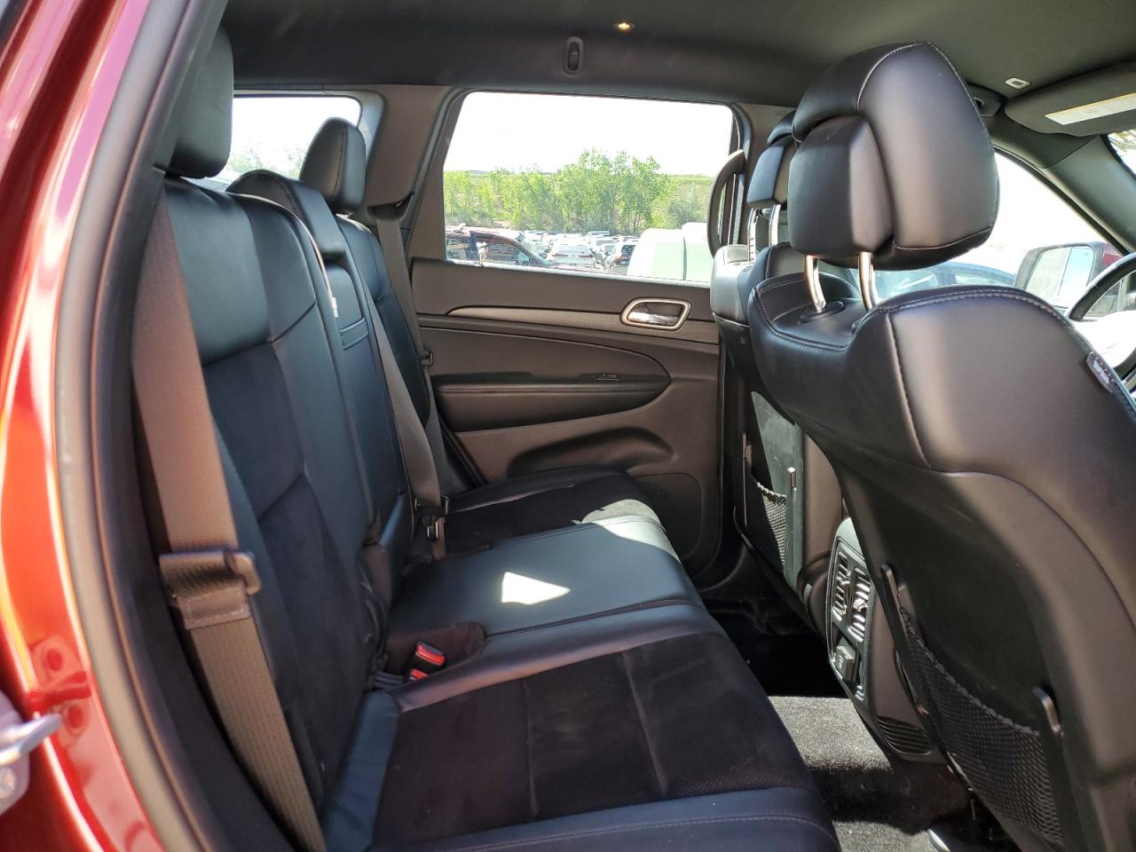 1C4RJFAG2JC294200 2018 Jeep Grand Cherokee Laredo