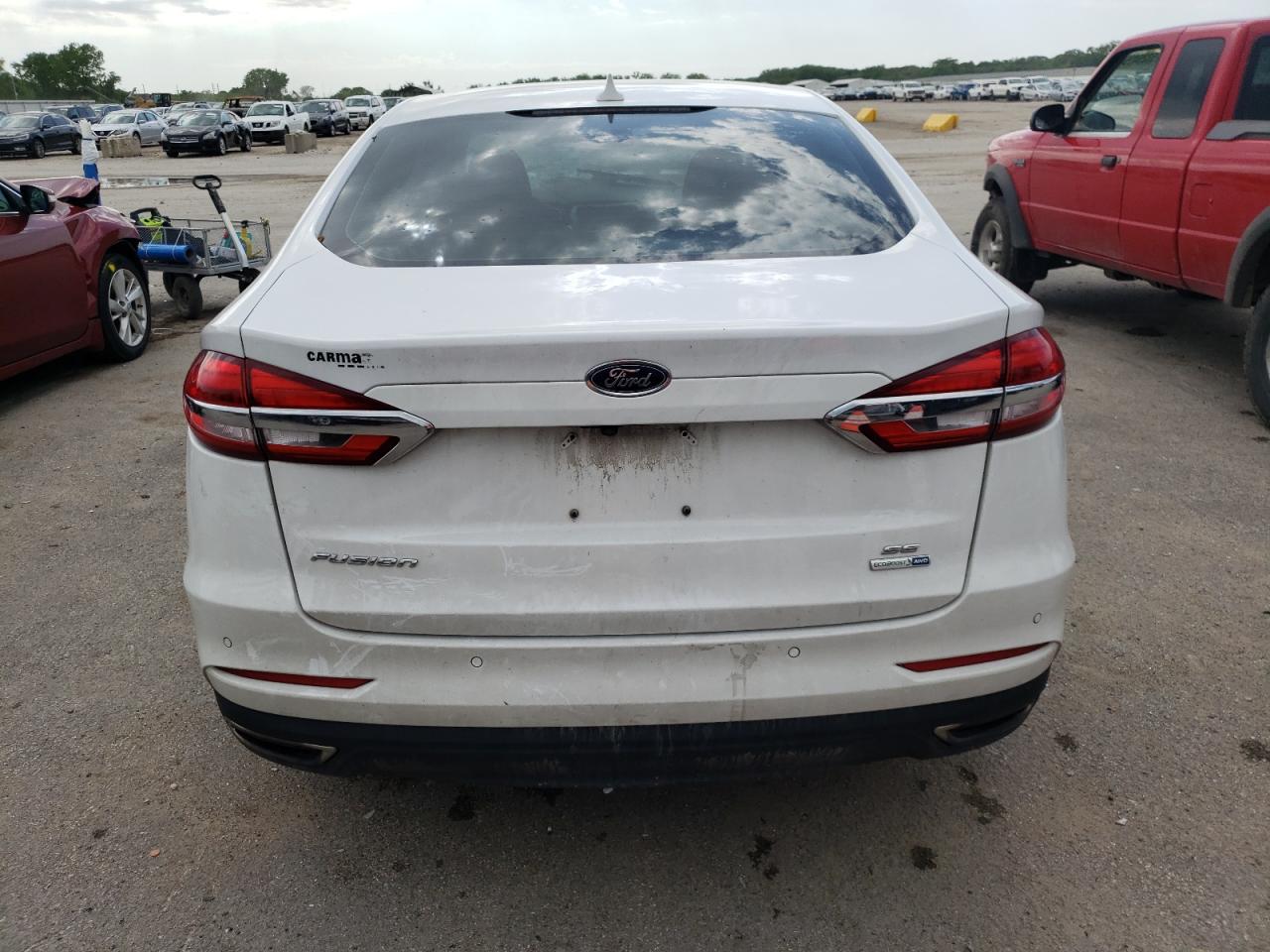 2019 Ford Fusion Se vin: 3FA6P0T99KR254184