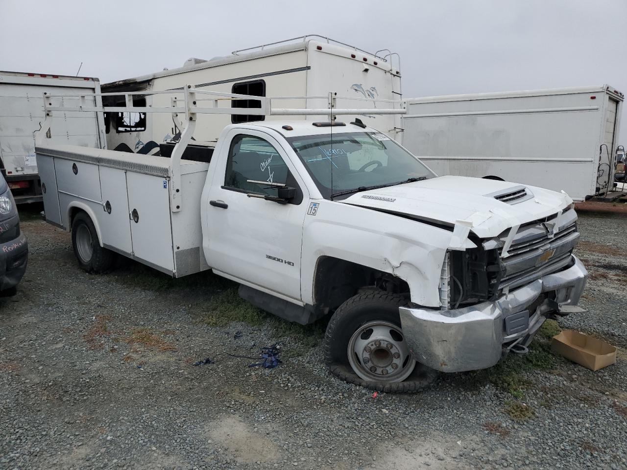 VIN: 1GB3CYCY0JF238227 2018 CHEVROLET ALL Models