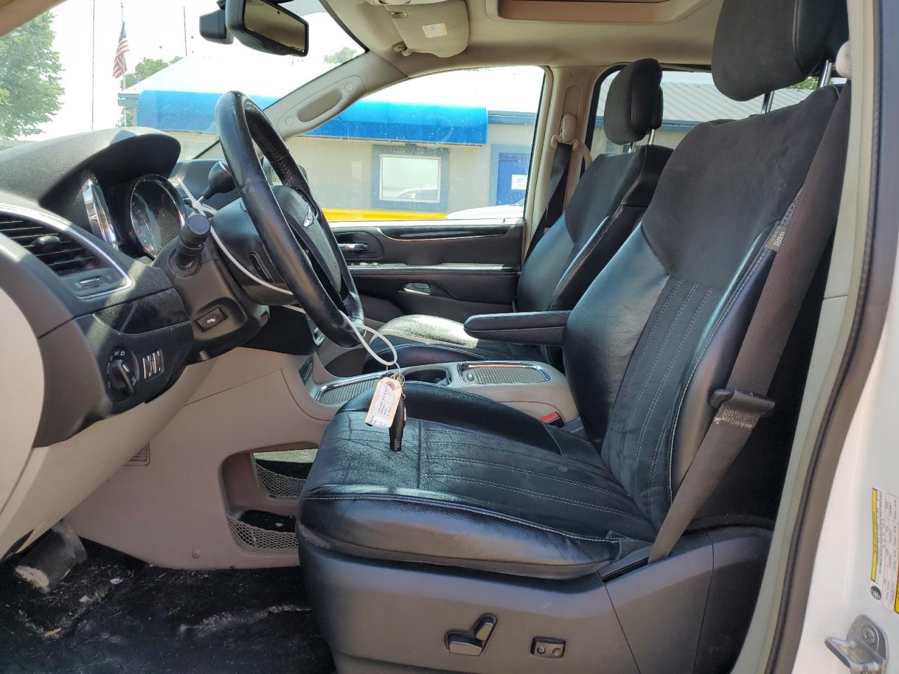 2C4RC1CG2ER413838 2014 Chrysler Town & Country Touring L