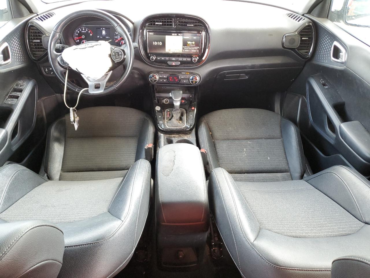 KNDJ33AU0L7122318 2020 Kia Soul Ex