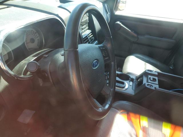 2010 Ford Explorer Sport Trac - Image 9