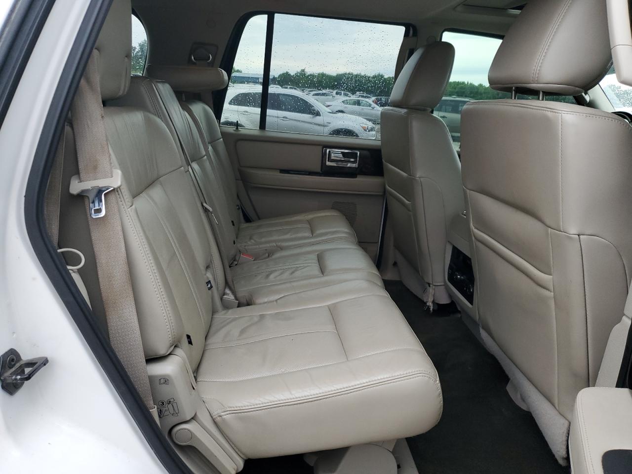 5LMJJ2JT1GEL00917 2016 Lincoln Navigator Select