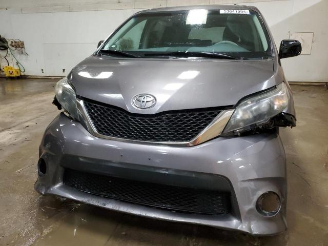 2013 Toyota Sienna Sport VIN: 5TDXK3DC9DS372213 Lot: 53641094