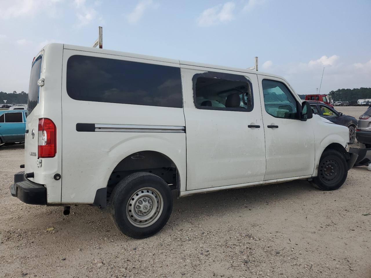 5BZBF0AAXJN853492 2018 Nissan Nv 3500 S