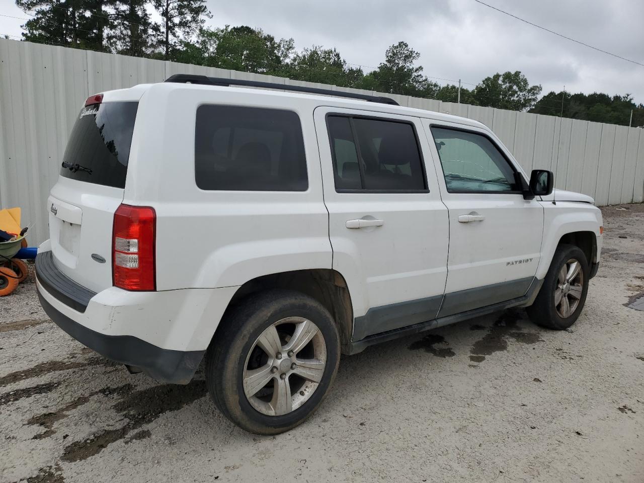 1J4NF1GB3BD258259 2011 Jeep Patriot Sport