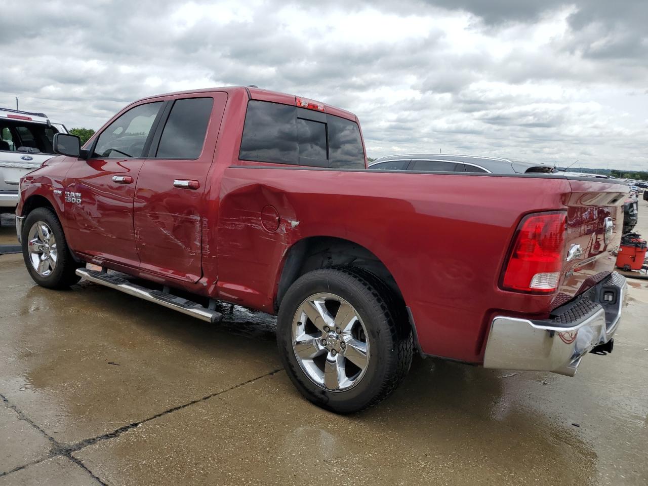 1C6RR6GT7FS589424 2015 Ram 1500 Slt