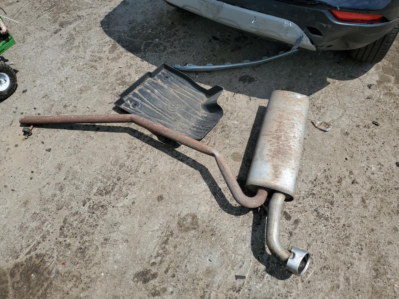 KL4CJESM3NB557658 2022 Buick Encore Preferred