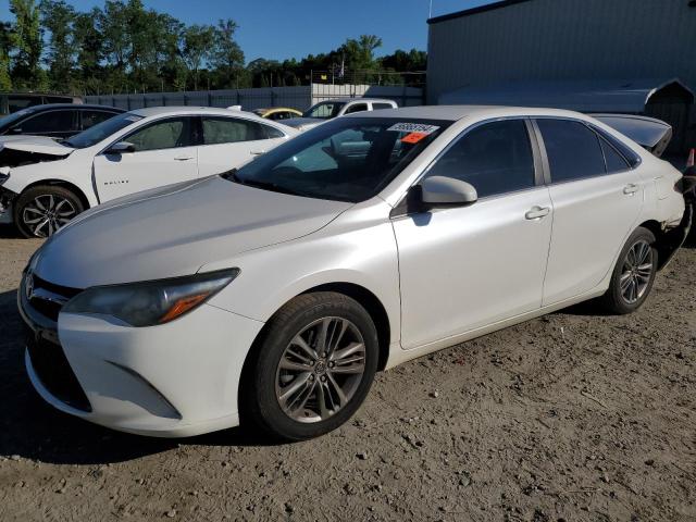 VIN 4T1BF1FK2GU137705 2016 Toyota Camry, LE no.1