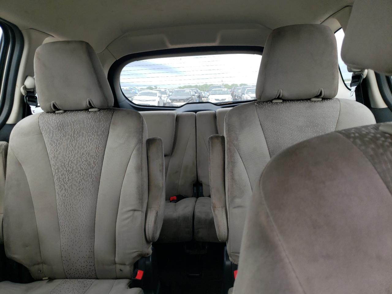 JM1CW2CL2C0106063 2012 Mazda 5