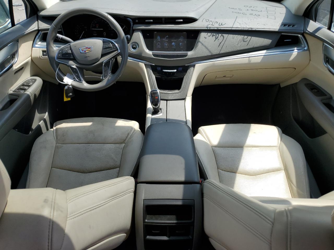 1GYKNDRS8JZ189140 2018 Cadillac Xt5 Luxury