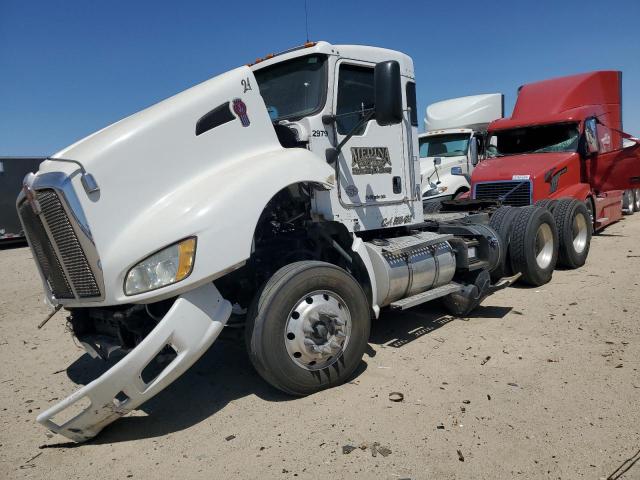 KENWORTH CONSTRUCTI 2013 white tractor diesel 1XKAD49X4DJ343561 photo #1