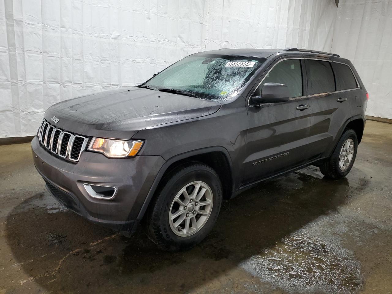 1C4RJFAG0JC351221 2018 Jeep Grand Cherokee Laredo