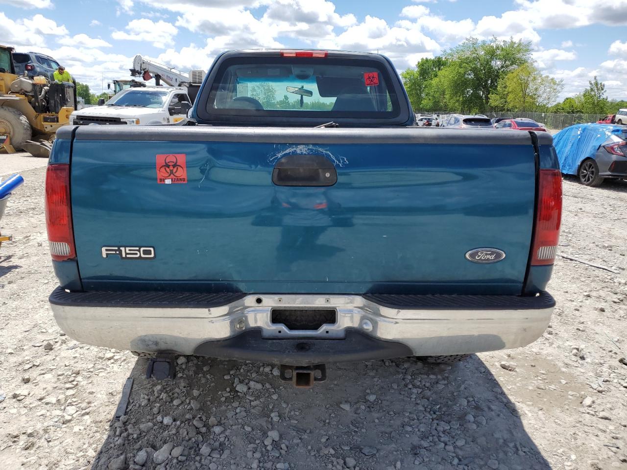 1FTRF18LXYNB09798 2000 Ford F150