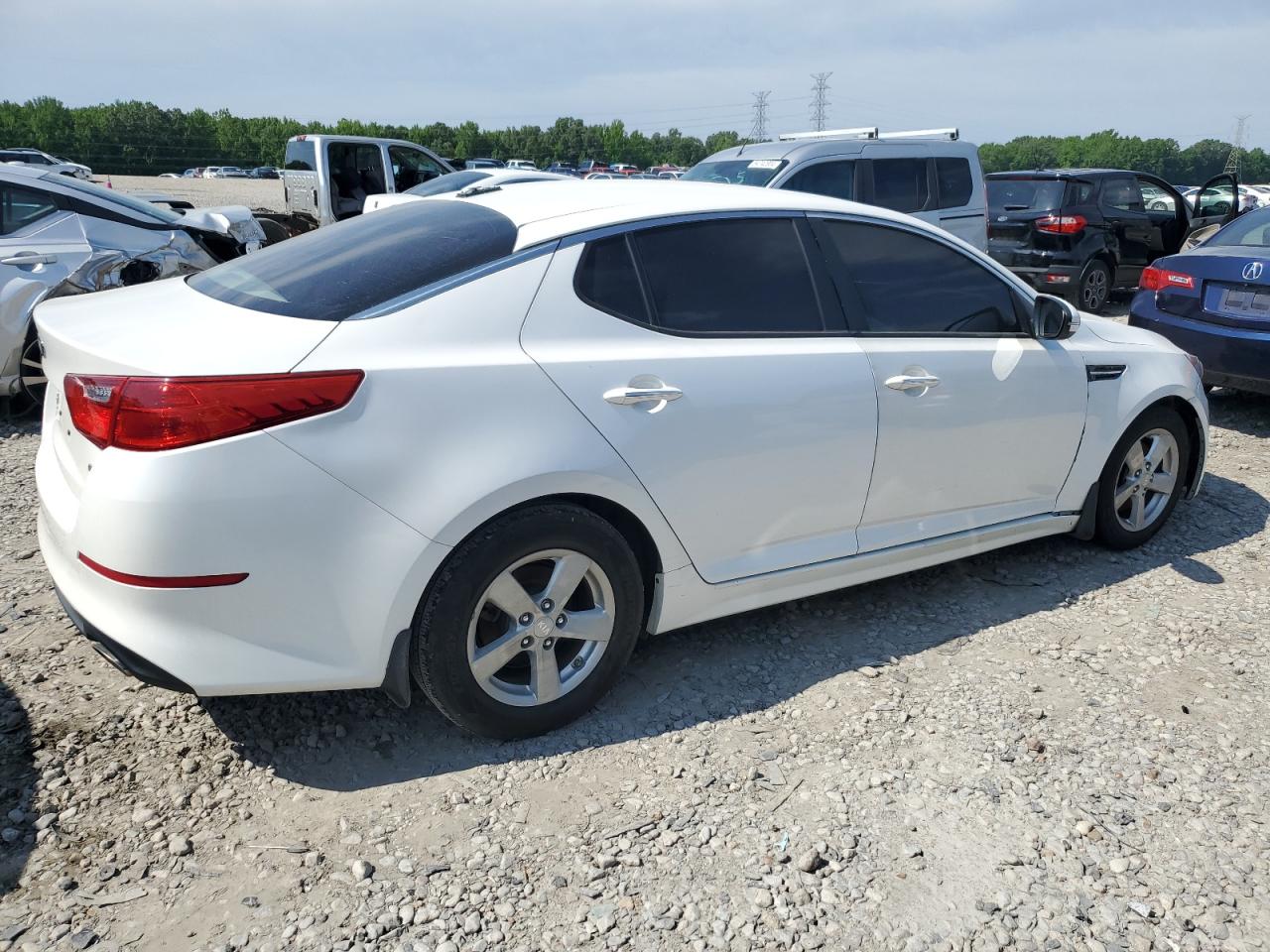 KNAGM4A77F5597694 2015 Kia Optima Lx