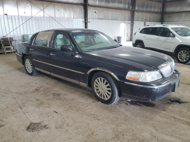 2004 Lincoln Town Car Executive VIN: 1LNHM81W74Y637057 Lot: 57108644