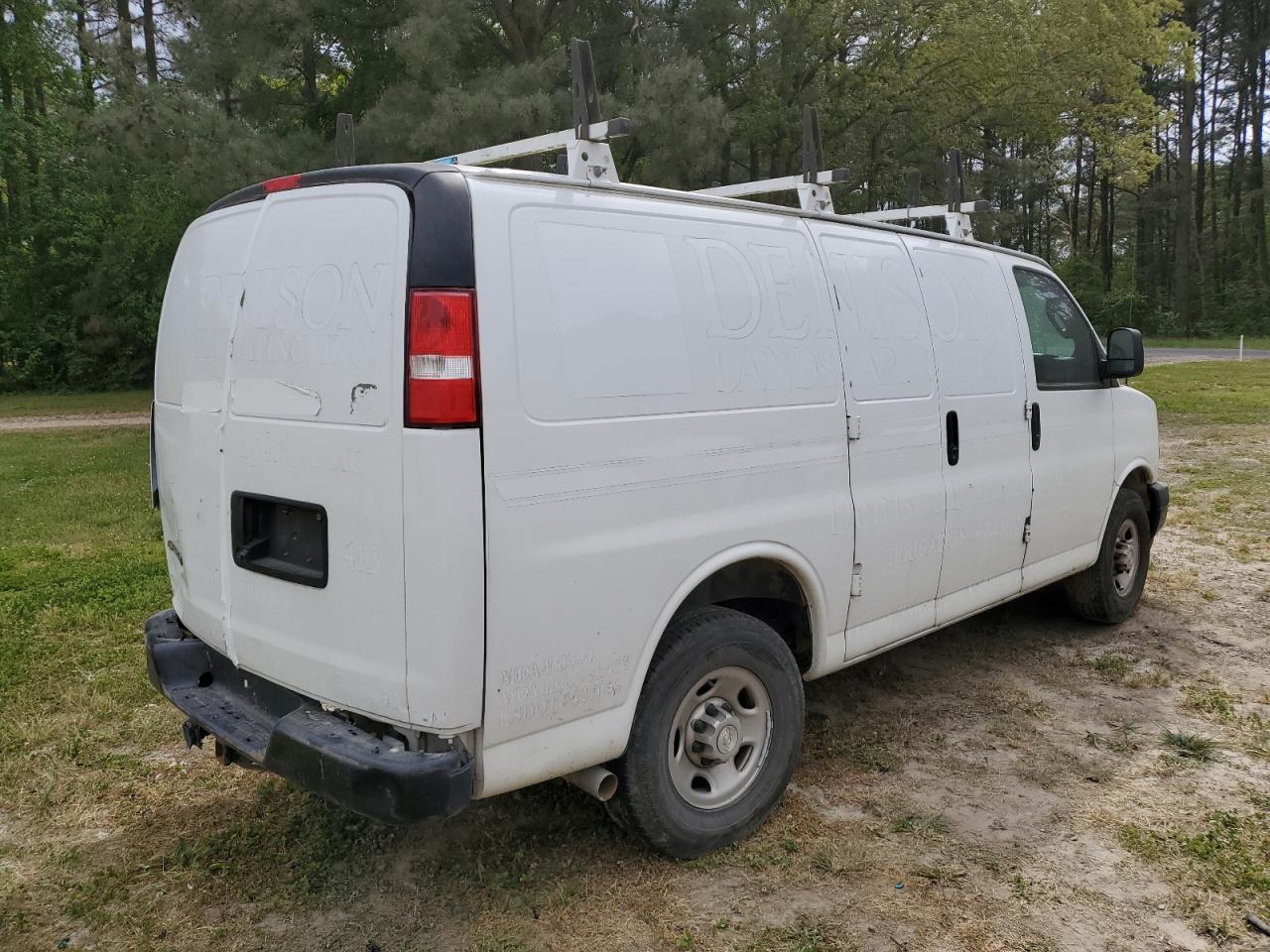 1GCWGAFG7K1268069 2019 Chevrolet Express G2500