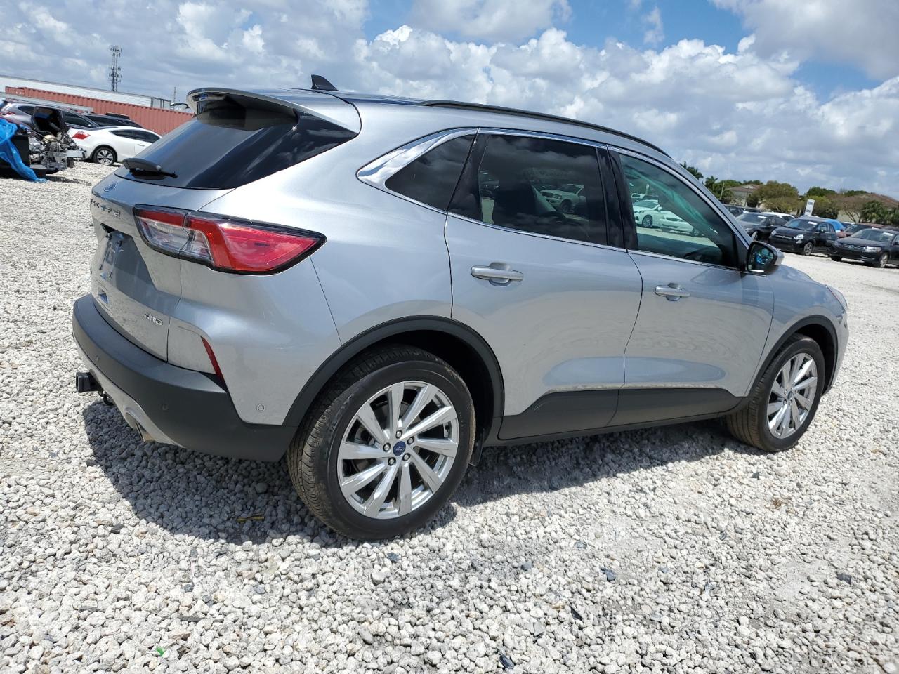 1FMCU9J9XNUA79806 FORD ESCAPE 2022