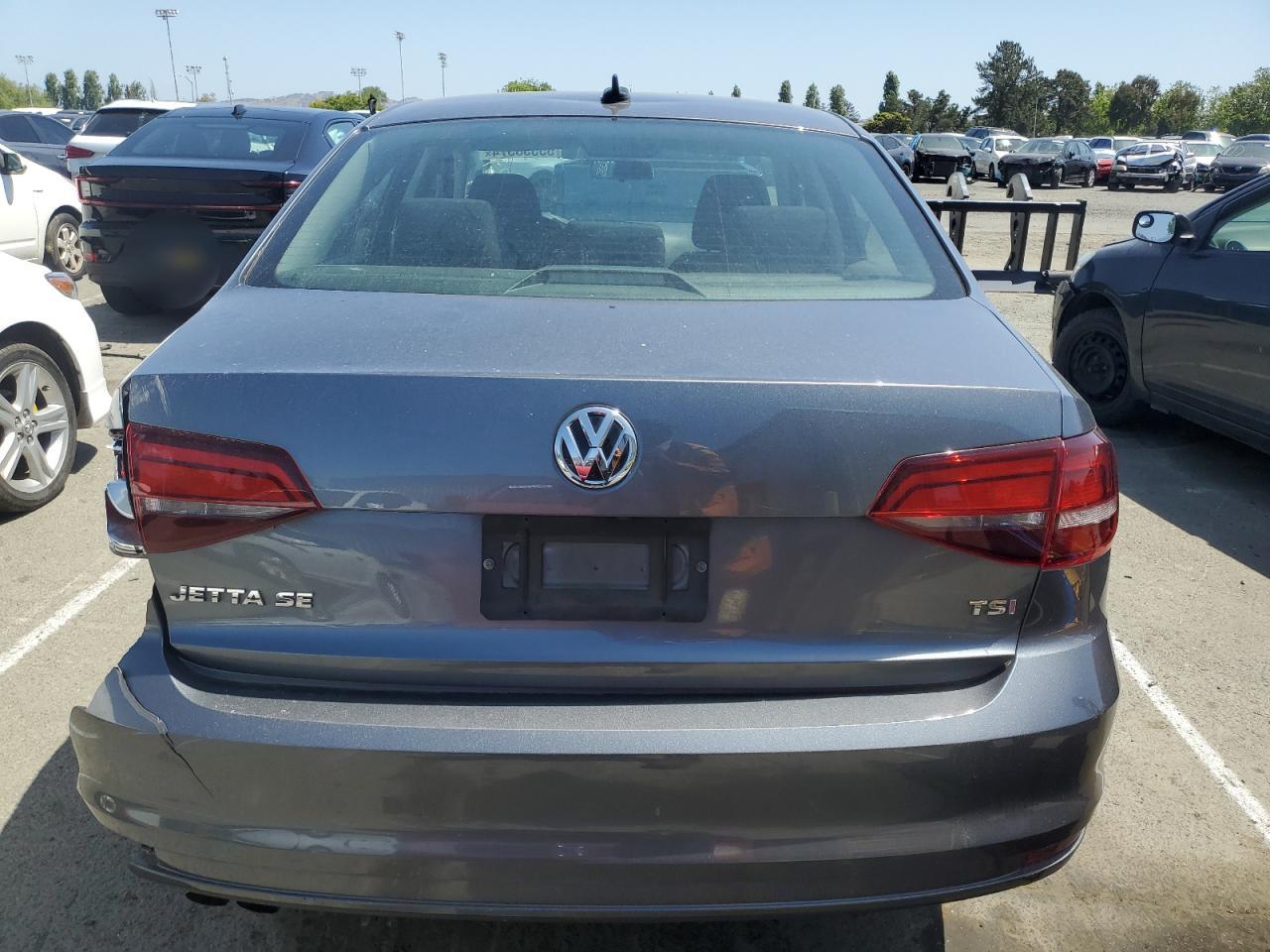 3VWD67AJ9GM375289 2016 Volkswagen Jetta Se