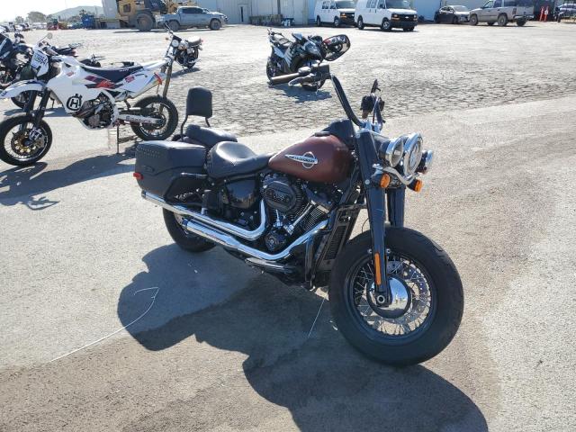 2018 HARLEY-DAVIDSON FLHCS HERI - 1HD1YBK30JC021963