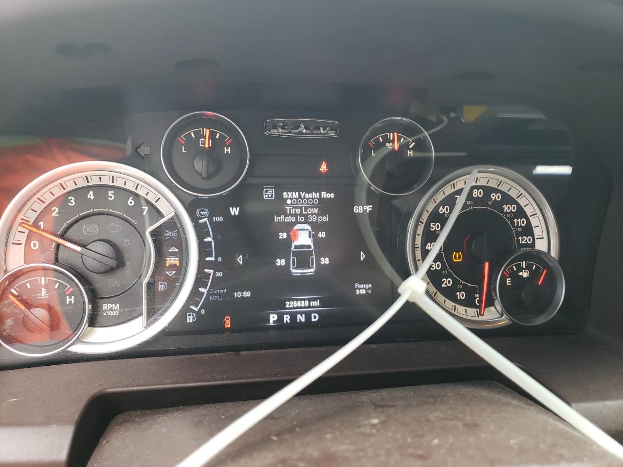 1C6RR7LT6ES106919 2014 Ram 1500 Slt