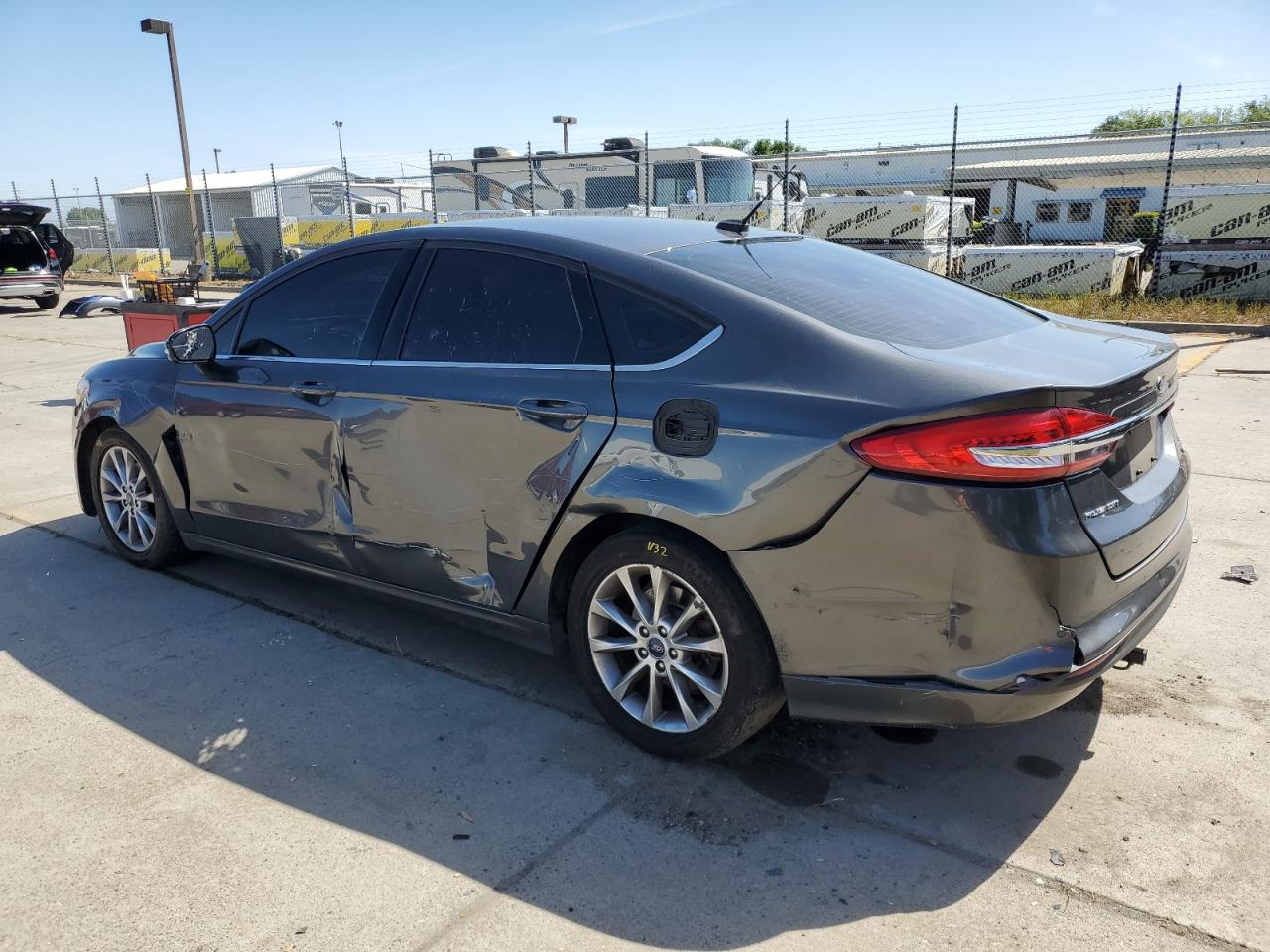 3FA6P0HD5HR129656 2017 Ford Fusion Se