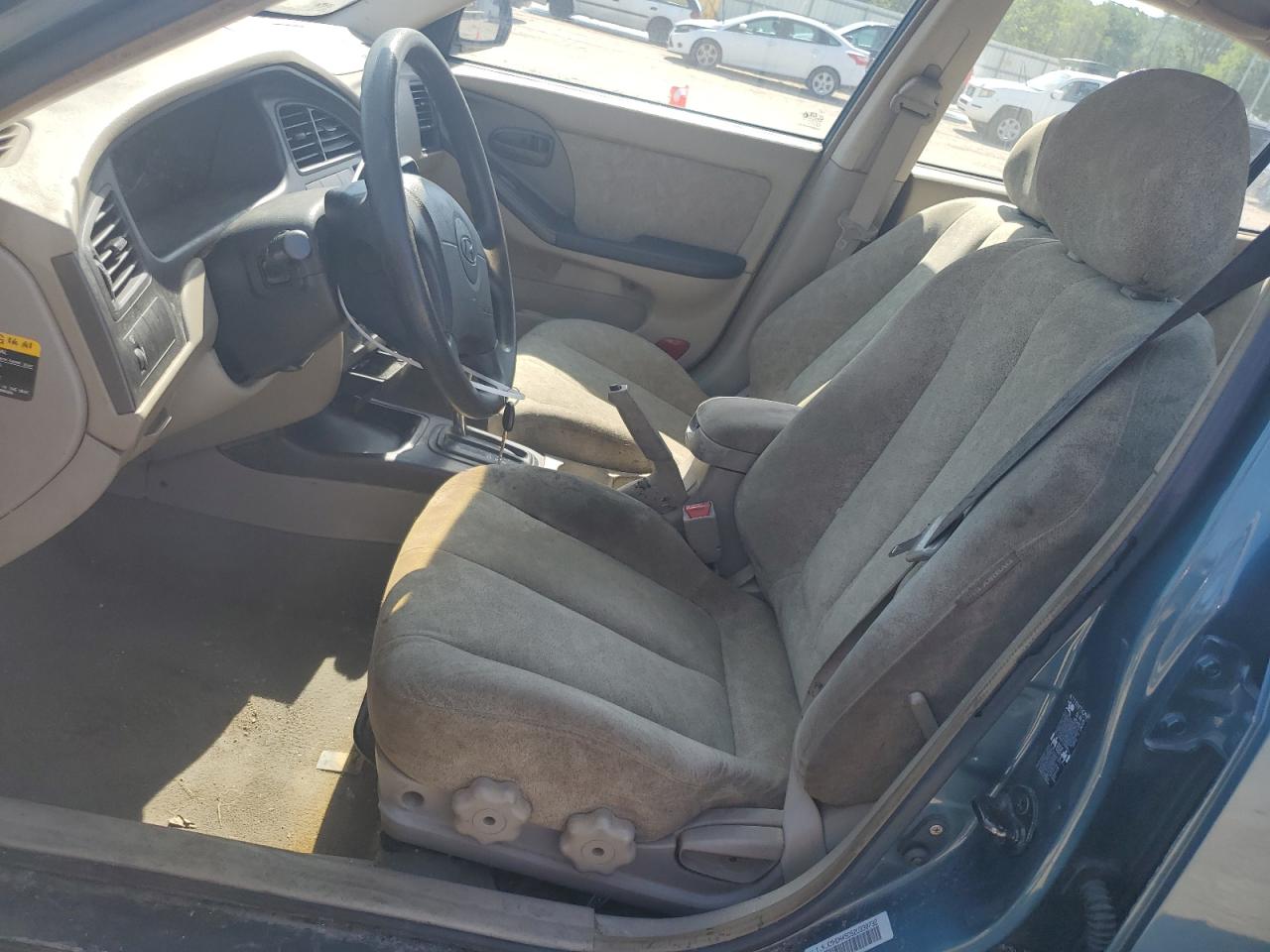 KMHDN45D52U330732 2002 Hyundai Elantra Gls