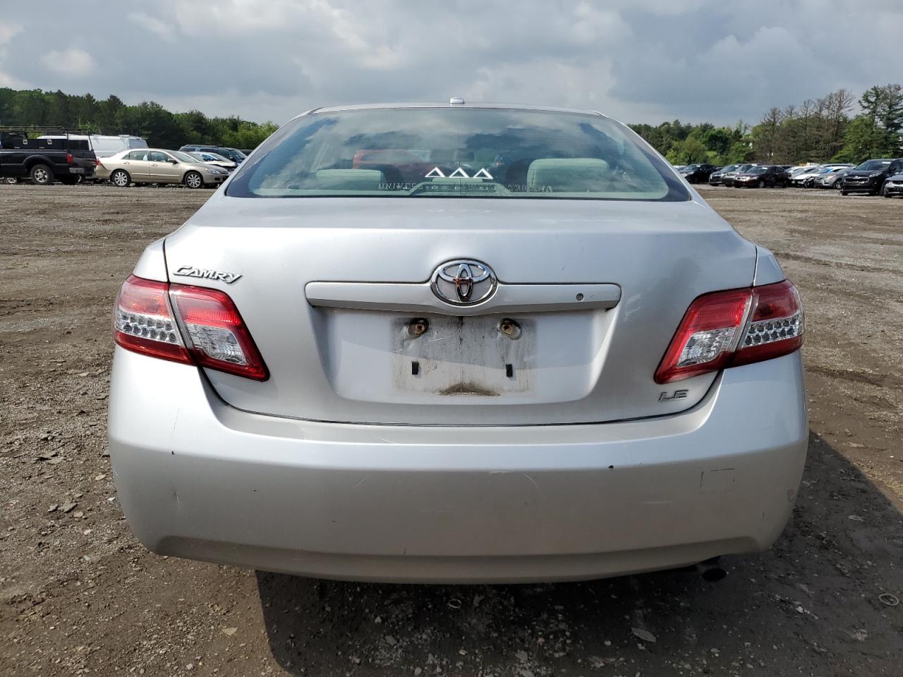 4T1BF3EK1BU758391 2011 Toyota Camry Base